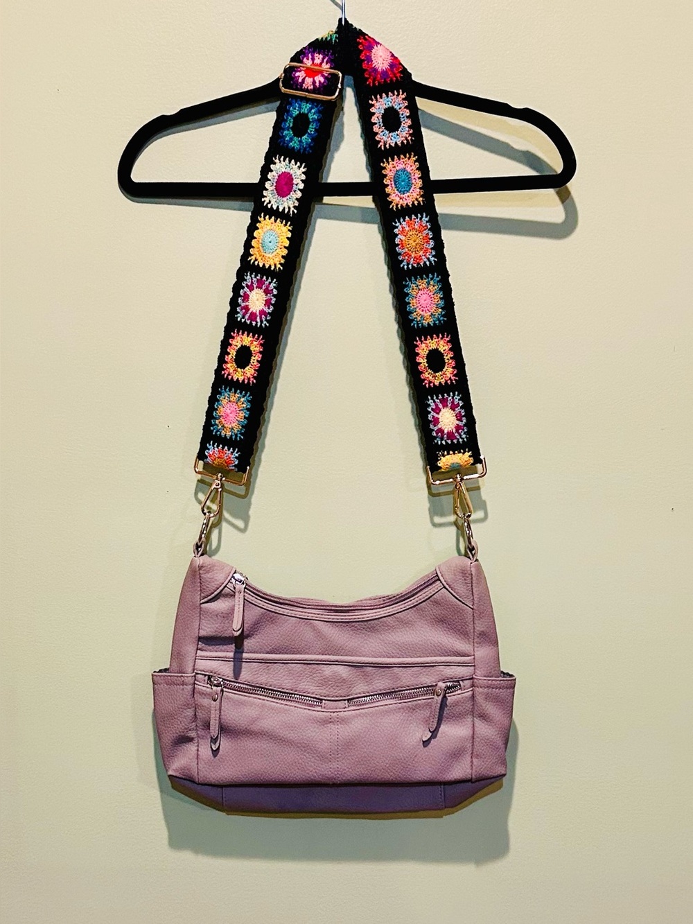 Gray crossbody with accent strap